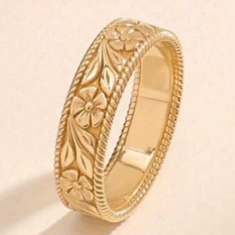 Women's Classic Carve Flower Leaf Ring for Casual and Party Wear